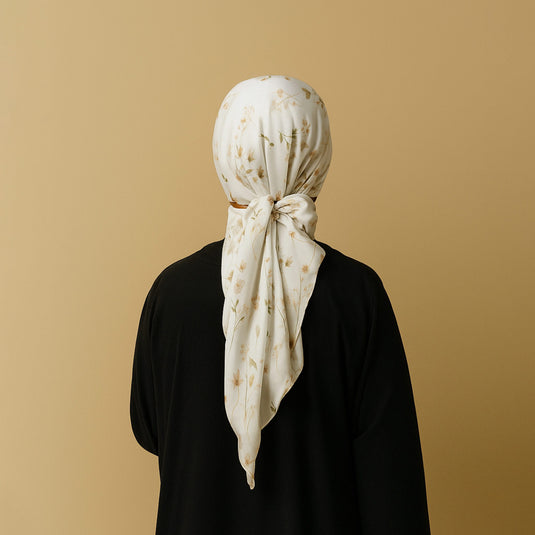 Translation missing: en.Silk scarf - Floral image 1
